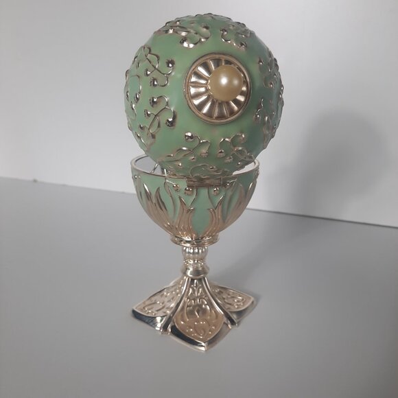 VTG 2002 Wallace Rotating Musical Easter Bunny Egg Enamel Silver Plated 7.5”Tall - Picture 8 of 8